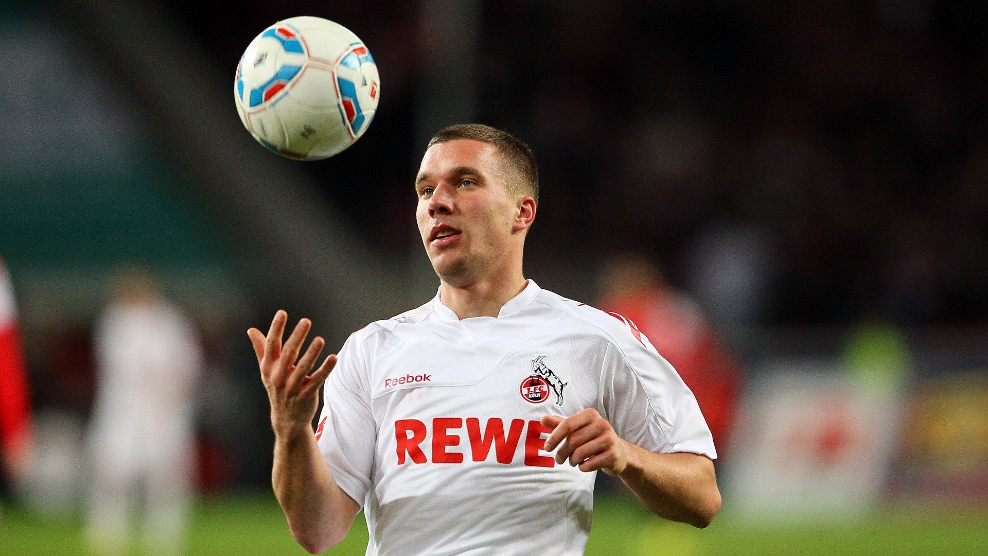 青训基地引入国际先进教练团队,推动技术水平全面提升,2020青训营